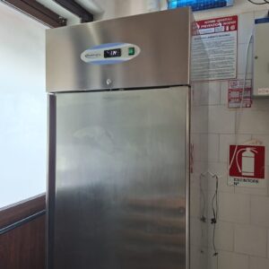 Frigorifero 700Lt